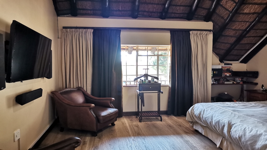 4 Bedroom Property for Sale in Van Der Hoff Park North West